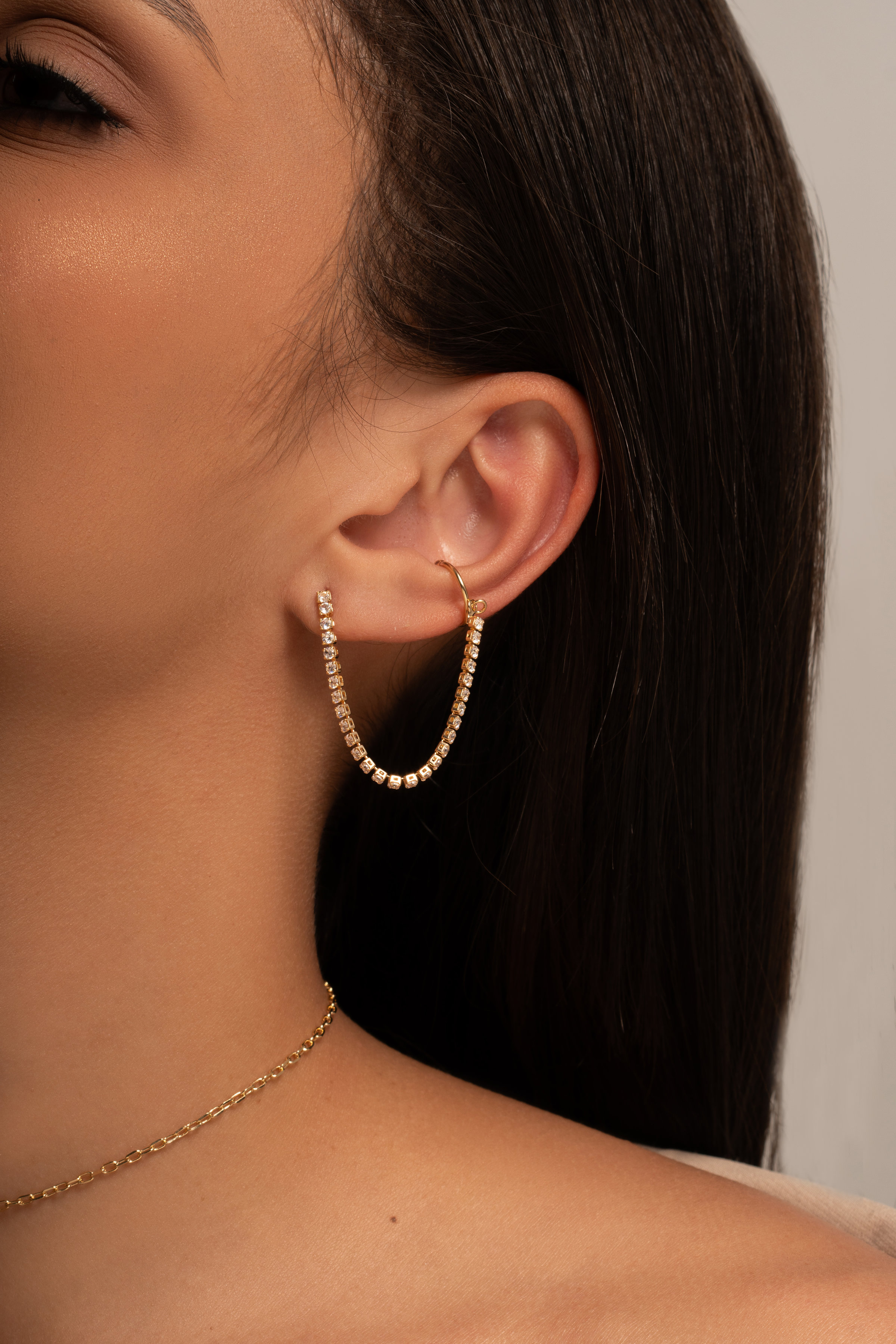BRINCO EAR CUFF RIVIERA DOURADO