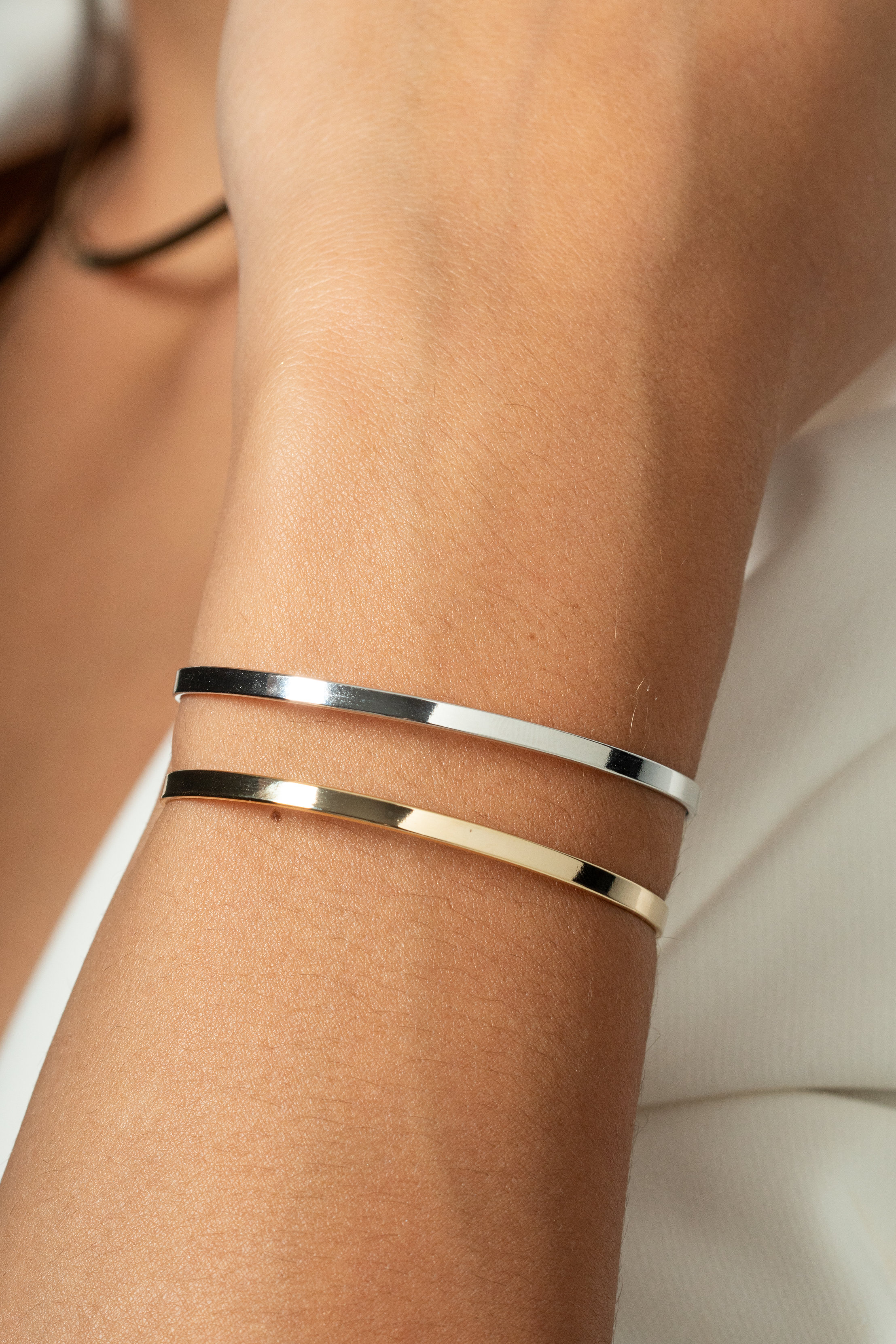 BRACELETE LISO DOURADO